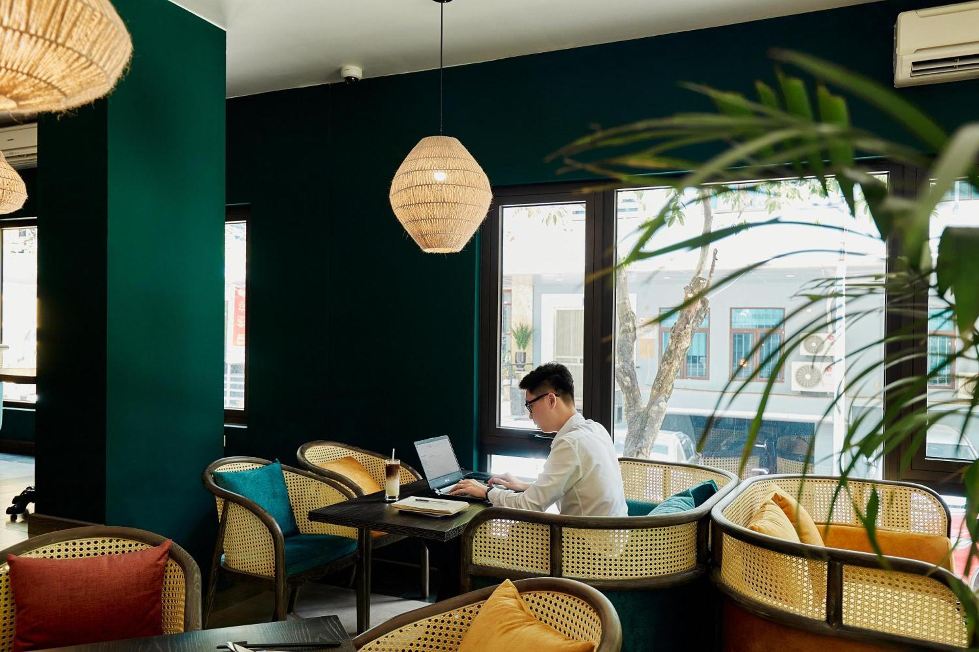 The Bloom Classic - Hotel And Bistro Hanoi Kültér fotó